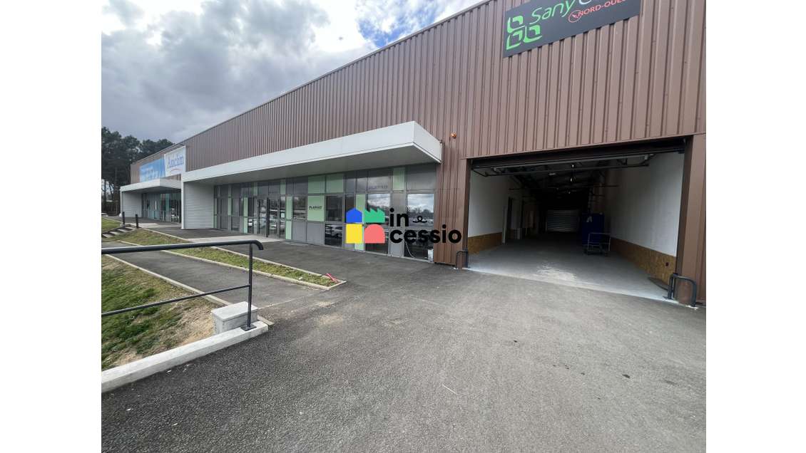 A louer bureaux/activité 300m² à Moncé-en-Belin