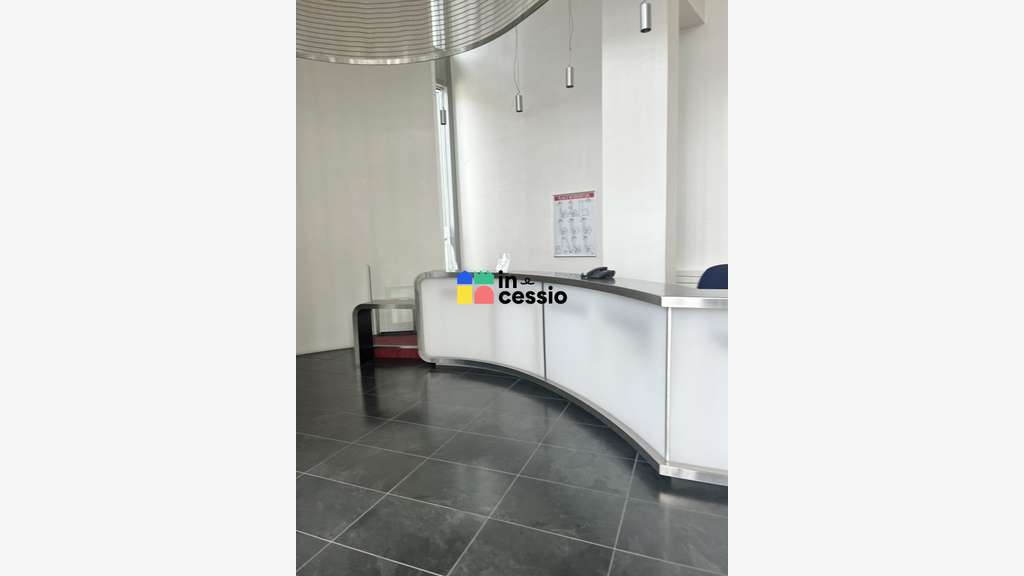 A louer bureaux de 644m² au Mans prox gare 
