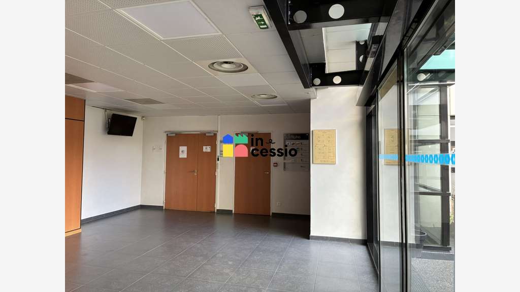 A louer bureaux 685m² GARE TGV Le Mans Novaxis 