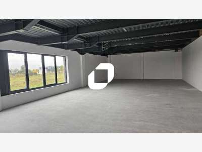 A louer Bureaux 717m² Le mesnil amelot