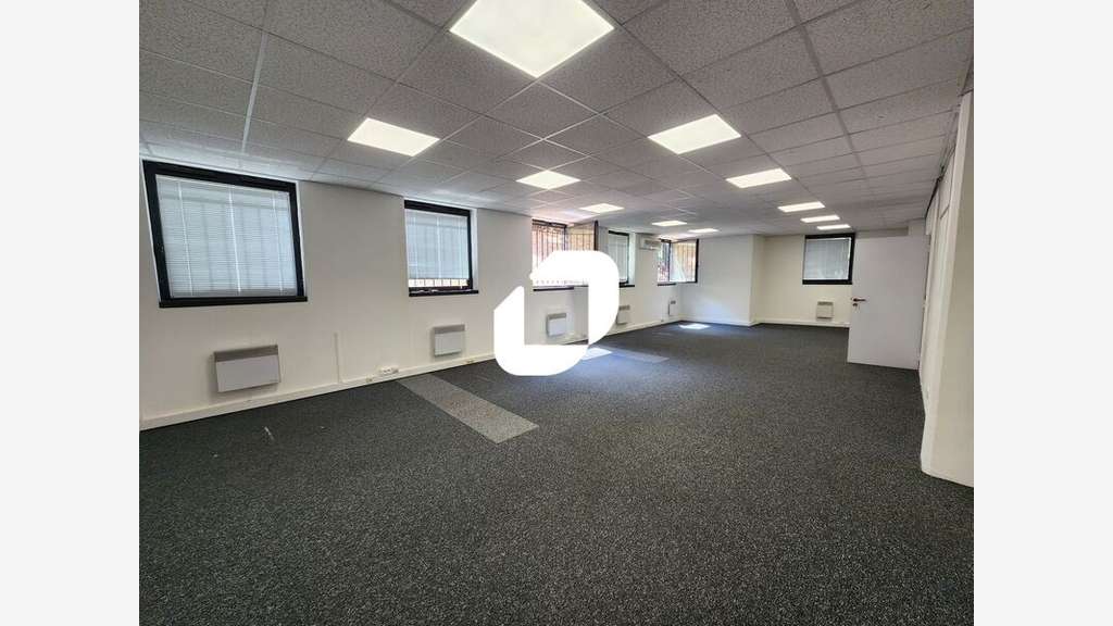 A louer Bureaux 386m² Le pecq