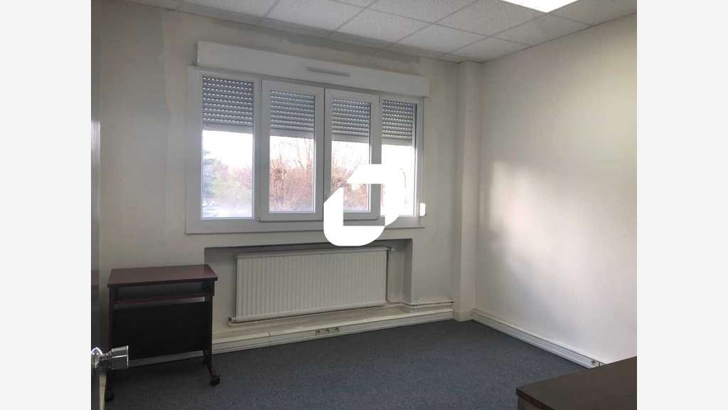 A louer Bureaux 184m² Le plessis bouchard