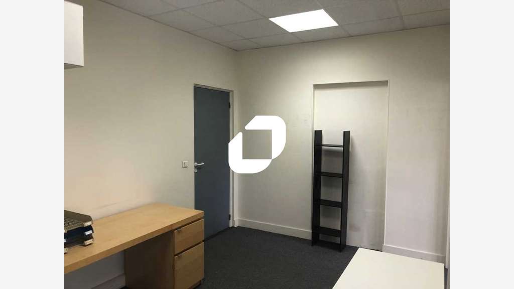 A louer Bureaux 184m² Le plessis bouchard