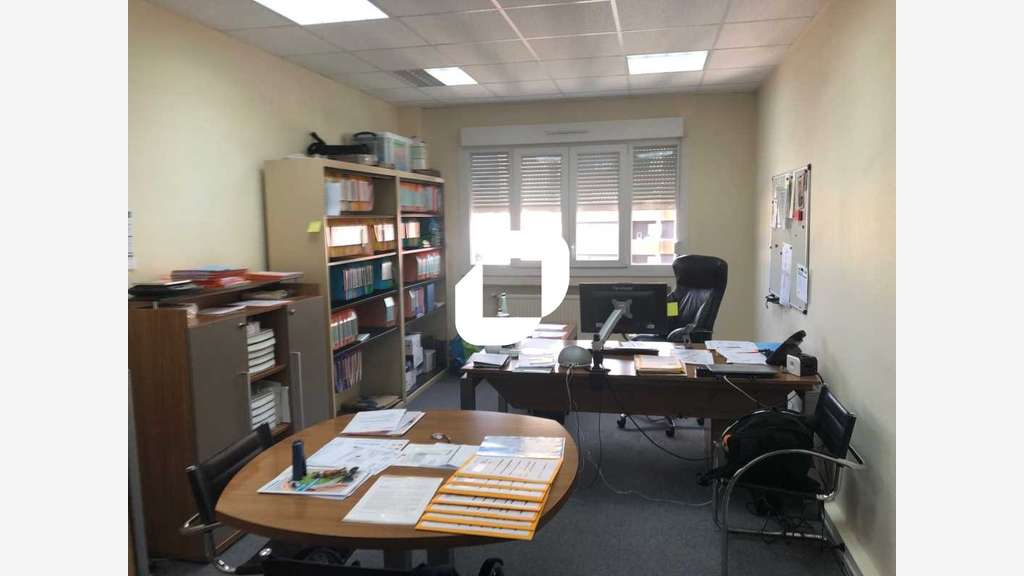 A louer Bureaux 184m² Le plessis bouchard