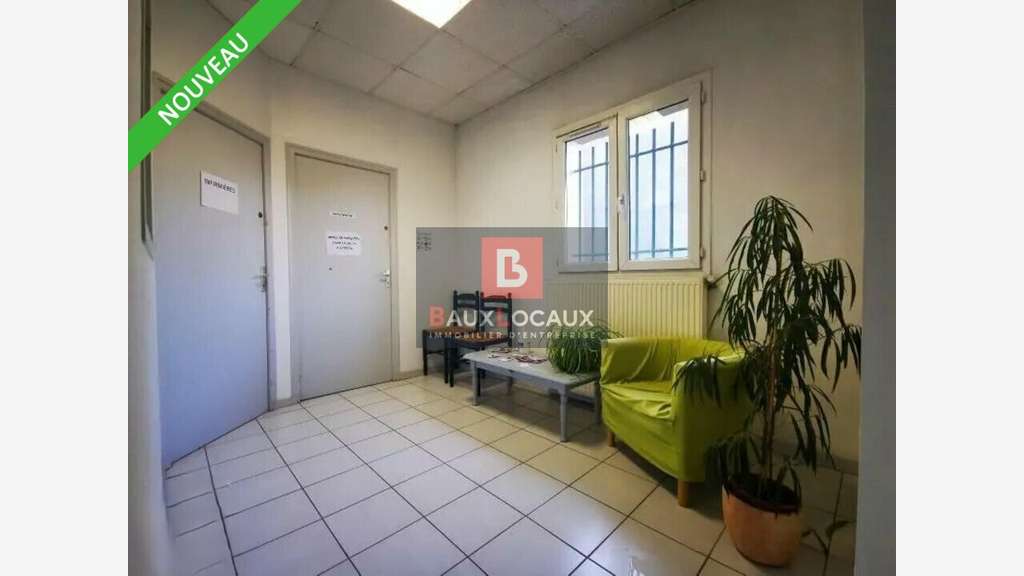 A louer bureau de 15m² au 1er étage au Pontet
