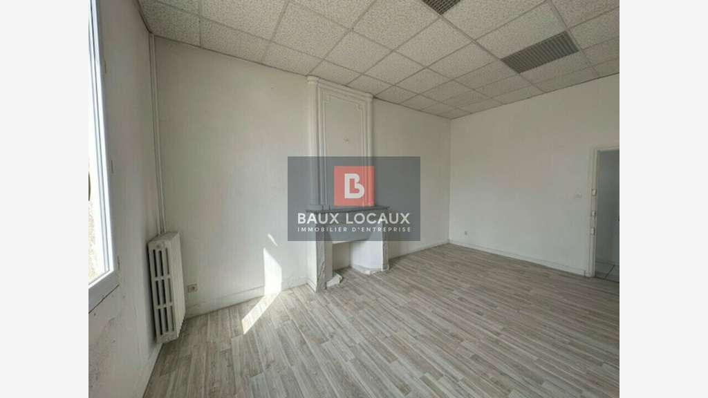 Bureaux 18m² R+1 à louer au Pontet