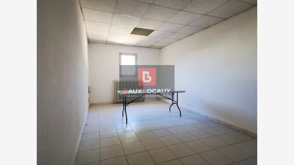 Bureaux lumineux 80m² à louer au Pontet