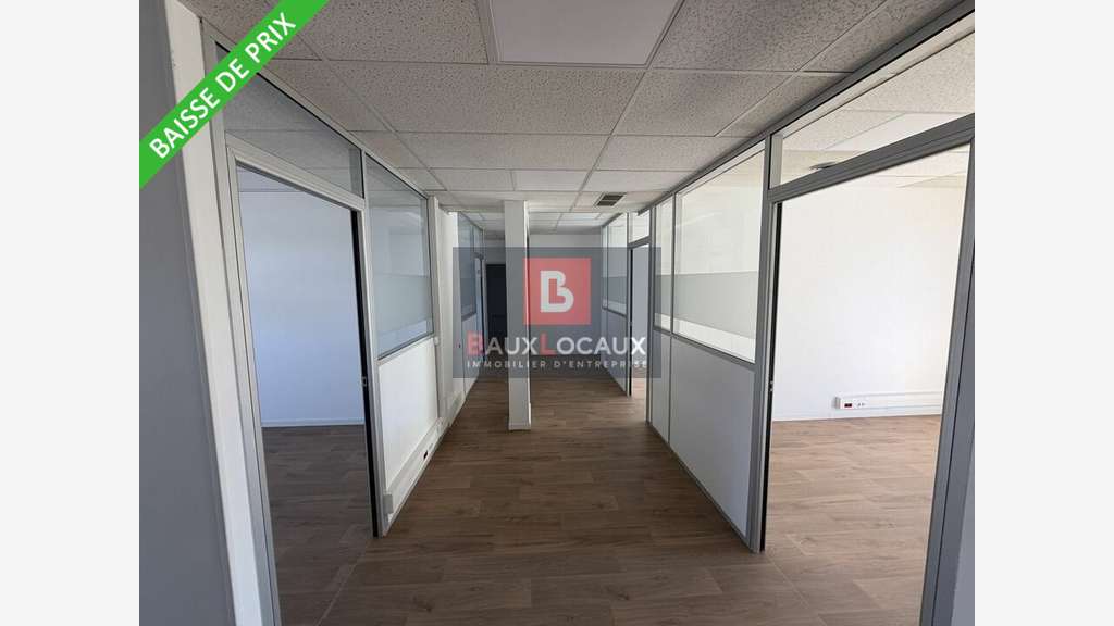 Bureaux 148m² à louer avenue passante Le Pontet