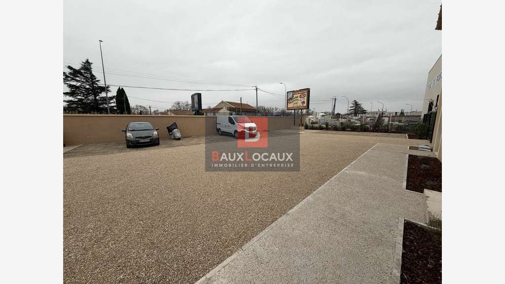 Bureaux rénovés 57m² à louer Le Pontet