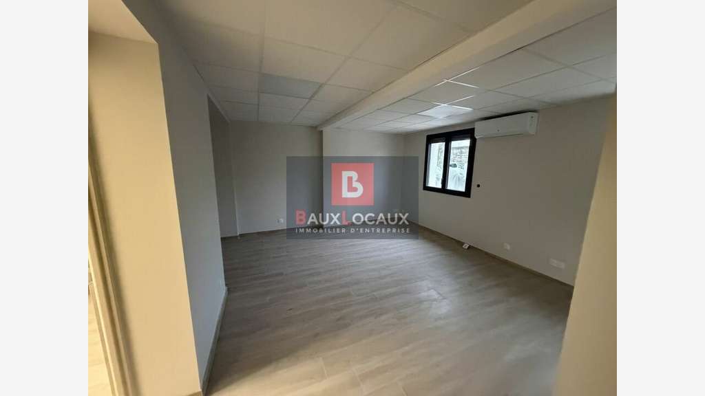 Bureaux rénovés 57m² à louer Le Pontet
