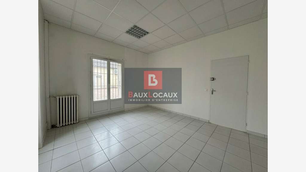 Bureau 18m² RDC à louer au Pontet