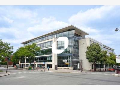 A louer Bureaux 2114m² Le pre saint gervais