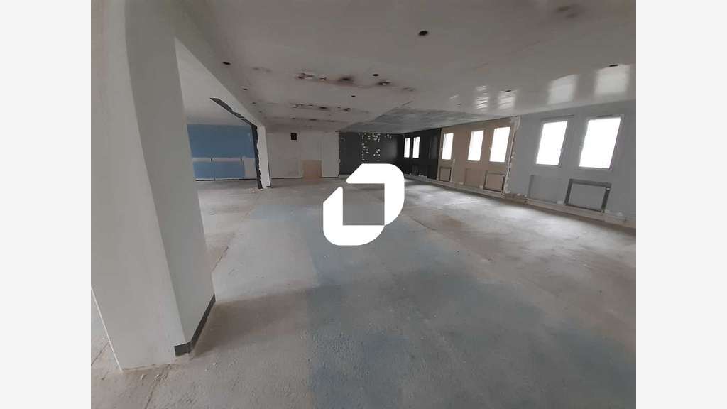 A louer Bureaux 314m² Le pre saint gervais