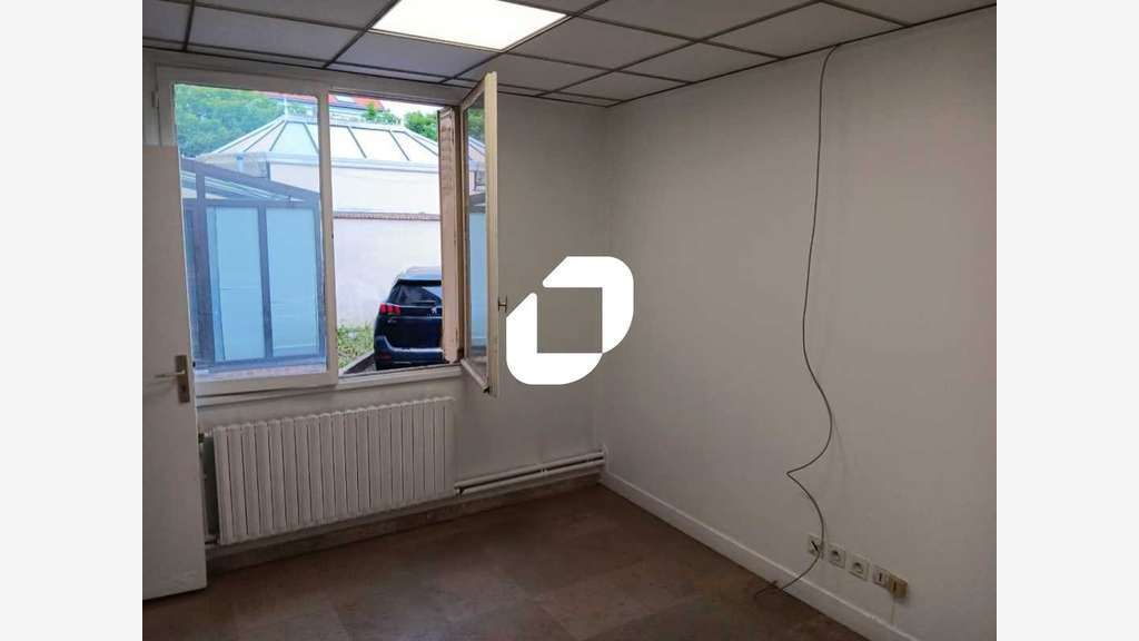 A louer Bureaux 120m² Le raincy