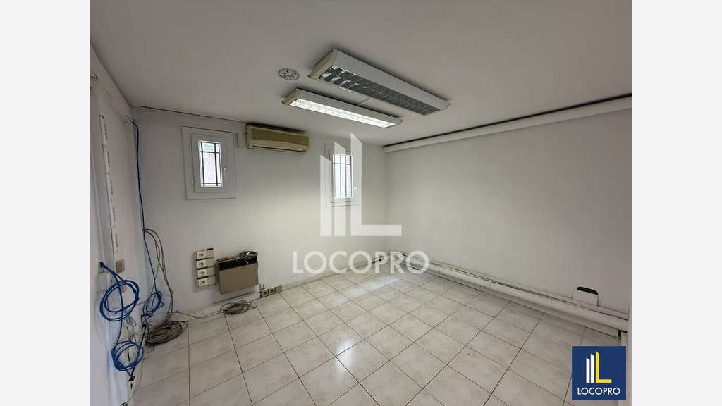 Location bureaux de 154m² accès facile Le Rouret
