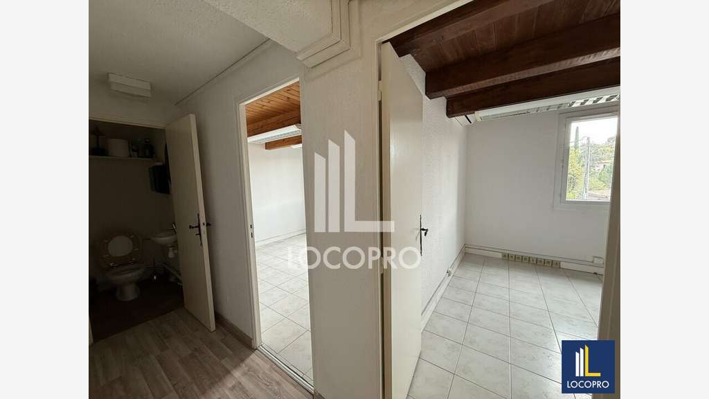 Location bureaux de 154m² accès facile Le Rouret