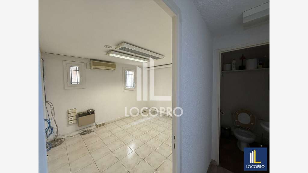 Location bureaux de 154m² accès facile Le Rouret