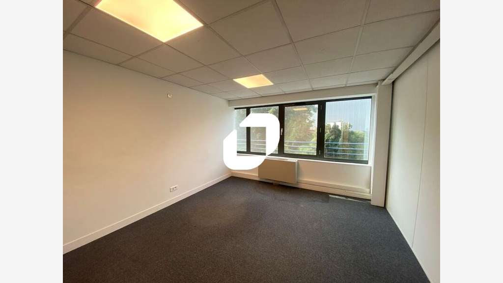 A louer Bureaux 191m² Le thillay