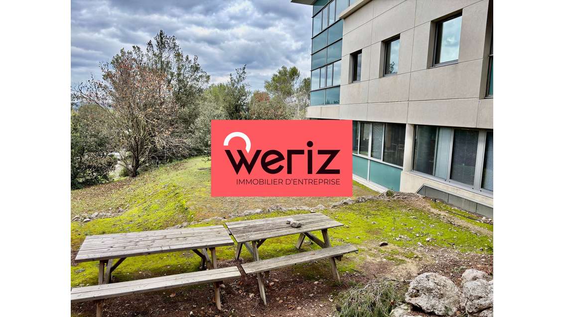 Bureaux rénovés 110m² sur pôle d'activités d'Aix