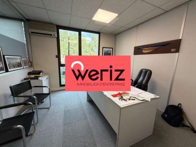 Bureaux 245m² à louer à l'ouest d' Aix en Provence