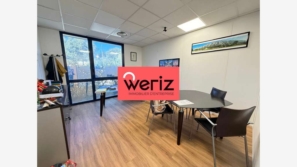 Location bureaux de 66 à 274m² au Tholonet