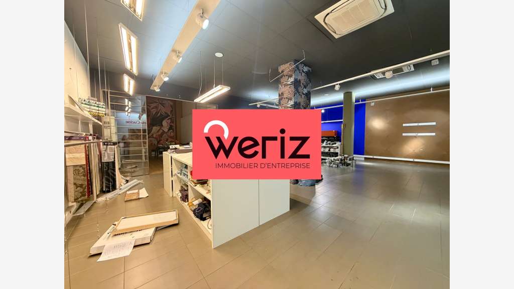 A louer locaux à partir de 290m² Le Tholonet