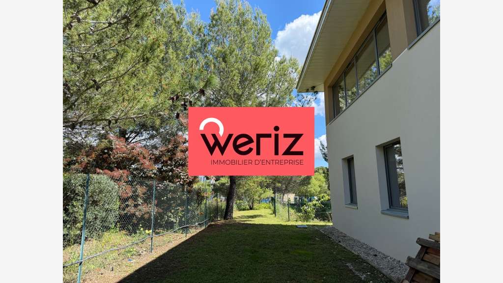 Location bureaux 319m² RDC au Tholonet
