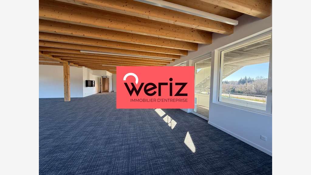 Bureaux 841 m², divisibles à louer à Ventabren