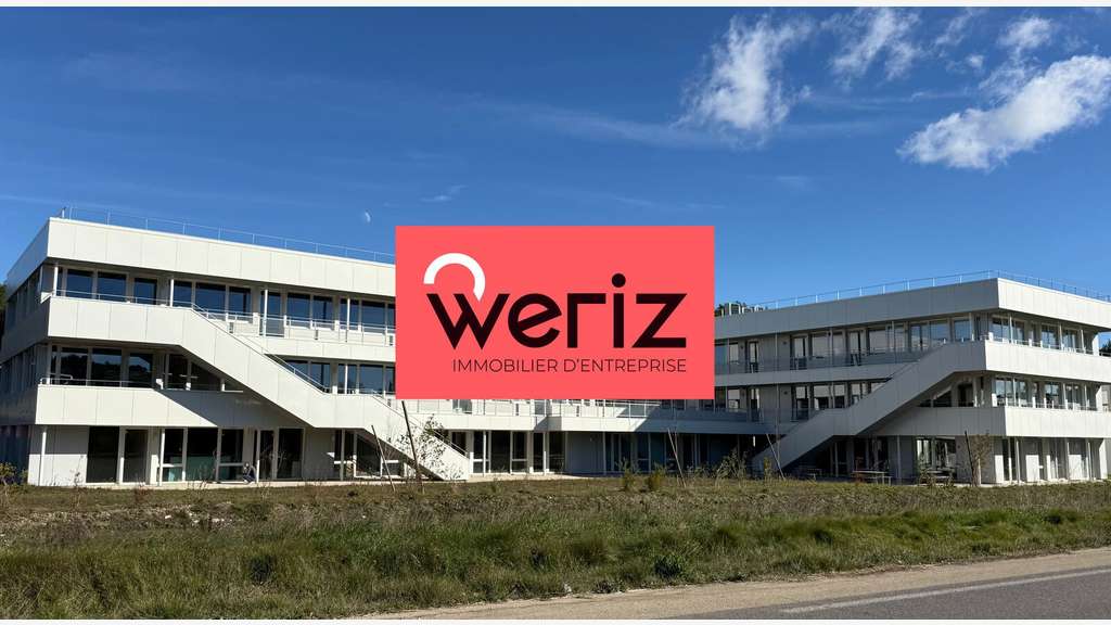 Bureaux 841 m², divisibles à louer à Ventabren