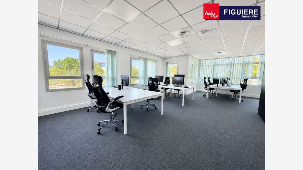Bureaux 410m² divisible à louer La Duranne