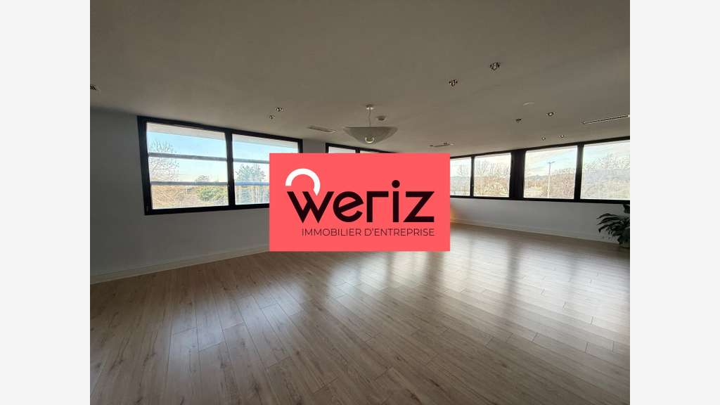 Location bureaux 113m² R+1 au Tholonet