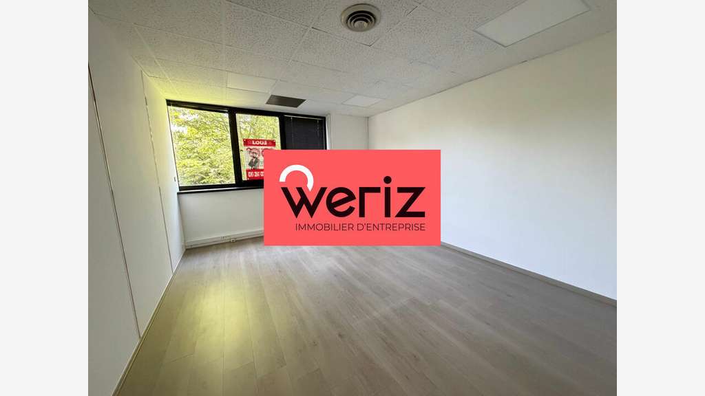 Loue bureaux de 73m² non divisibles à Aix en Pce