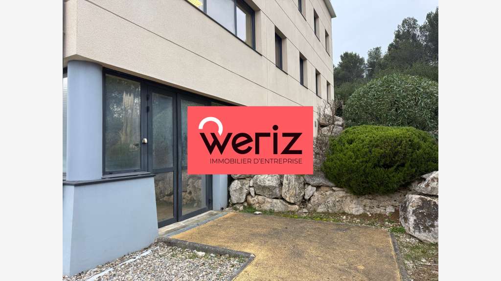 Bureaux sur la Duranne dans un environnement paysa