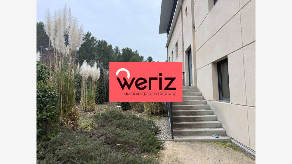 Bureaux sur la Duranne dans un environnement paysa