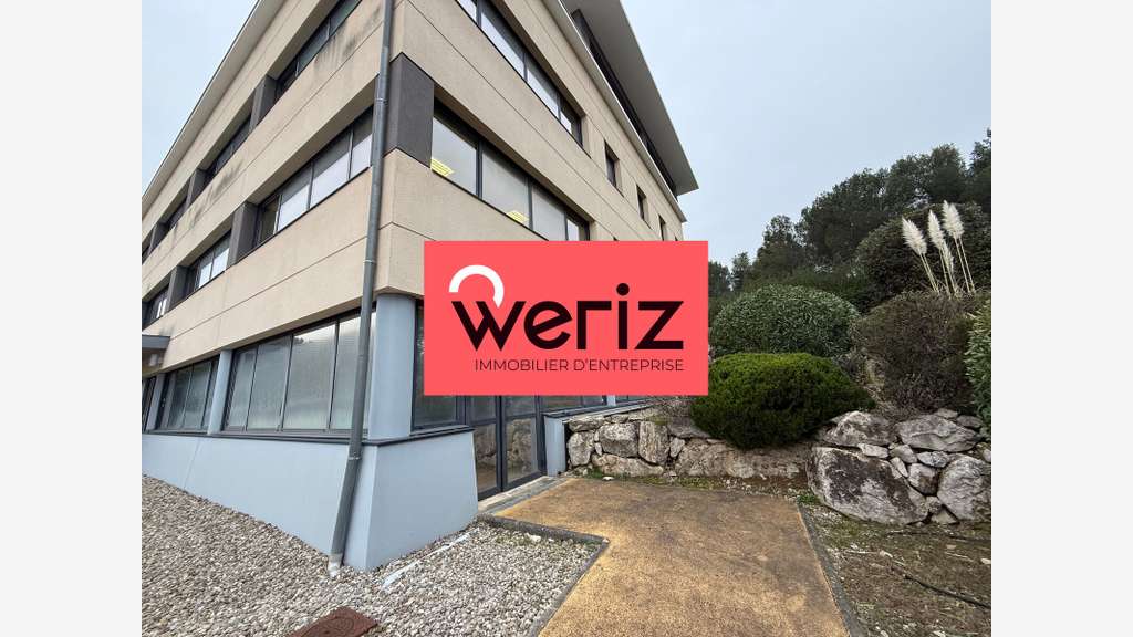 Bureaux sur la Duranne dans un environnement paysa
