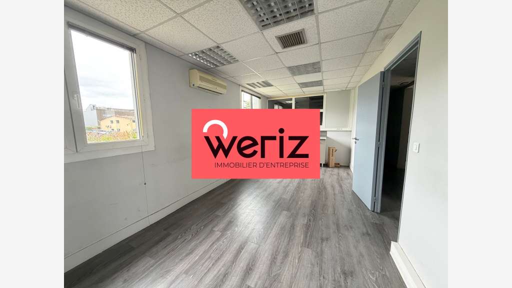 propose à la location un immeuble de bureaux