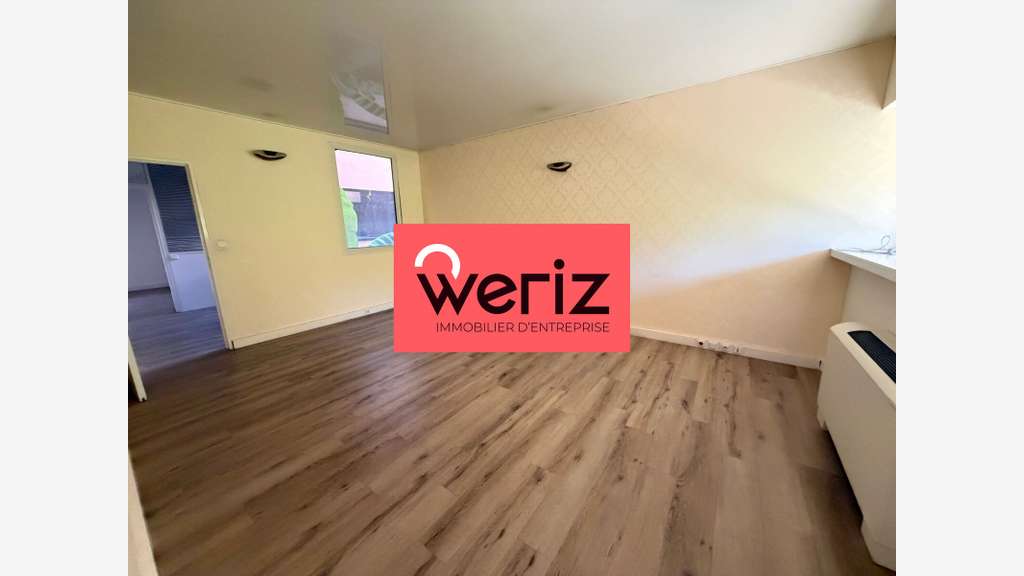 Bureaux de 117 m² divisibles à partir de 41 m² à L