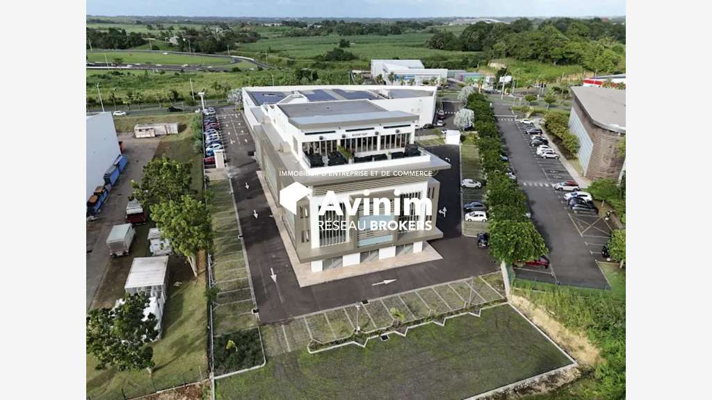 Bureaux très haut standing 163m² Zone Dothémare