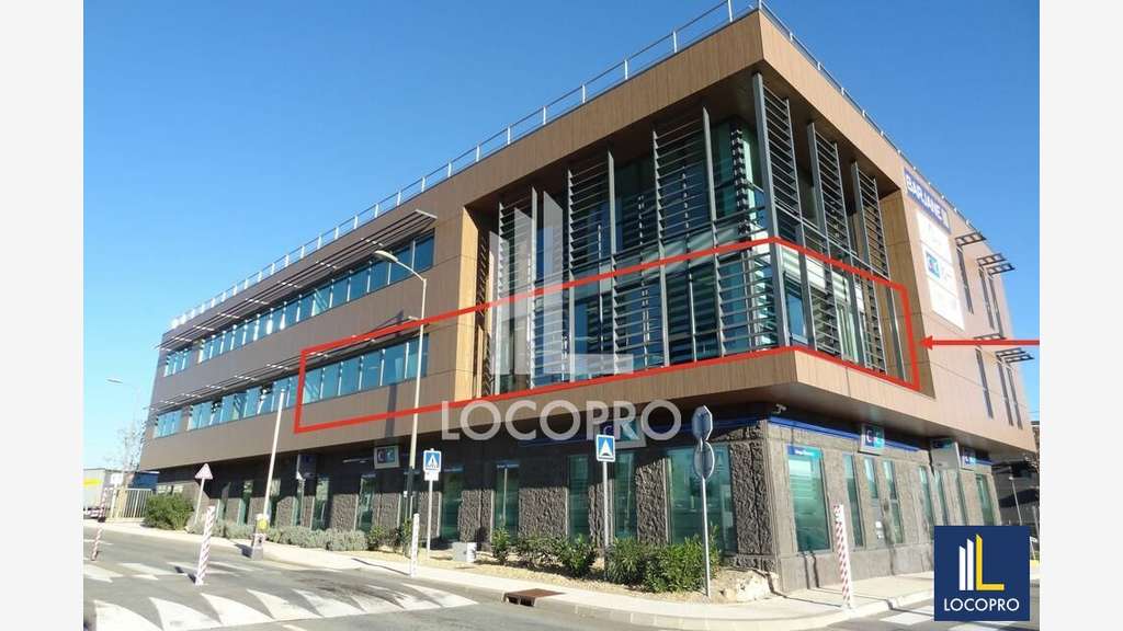 A louer bureaux 155m² Parc des Bréguières aux Arcs