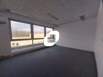 A louer Bureaux 230m² Les essarts le roi