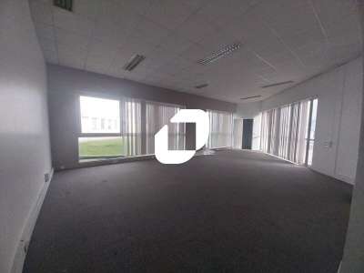 A louer Bureaux 66m² Les essarts le roi
