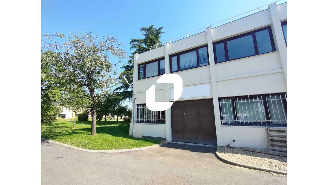 A louer Bureaux 18m² Les loges en josas