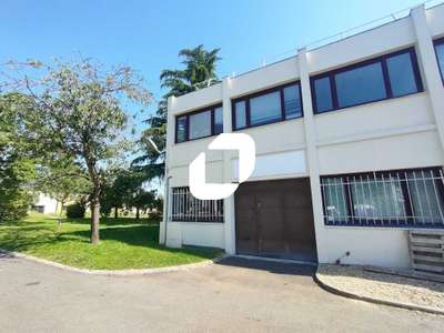 A louer Bureaux 18m² Les loges en josas