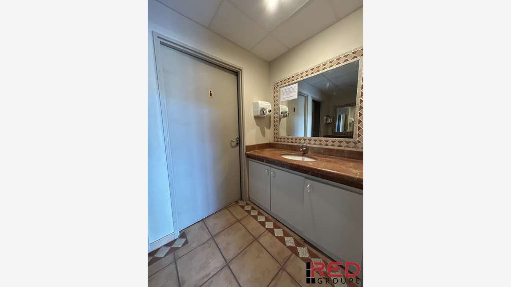Bureau 58m² à louer à la Duranne basse