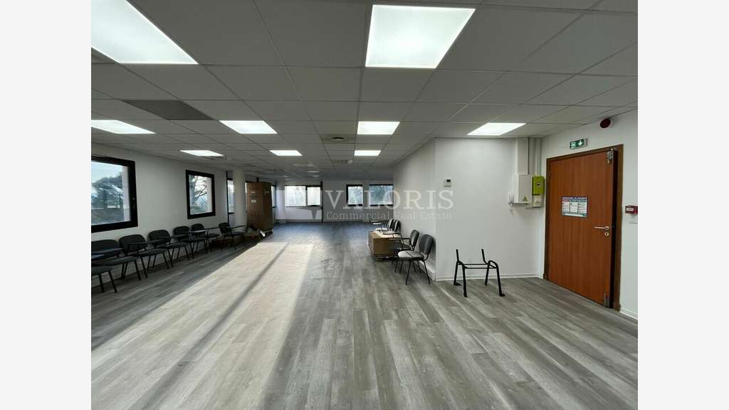 Bureaux de 117 et 270m² à louer sur la Duranne