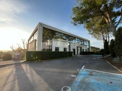 Bureaux de 117 et 270m² à louer sur la Duranne