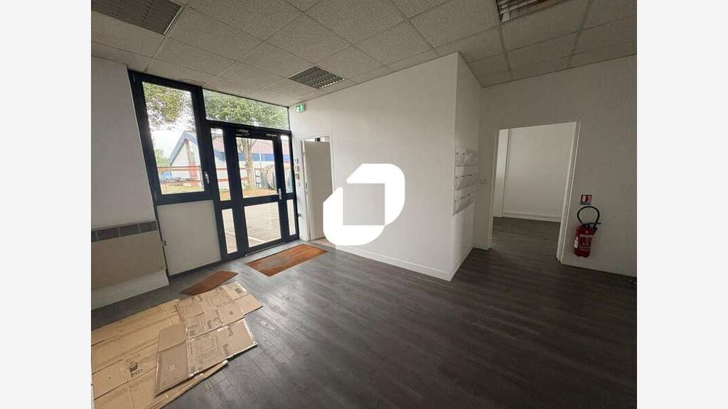 A louer Bureaux 200m² Les mureaux