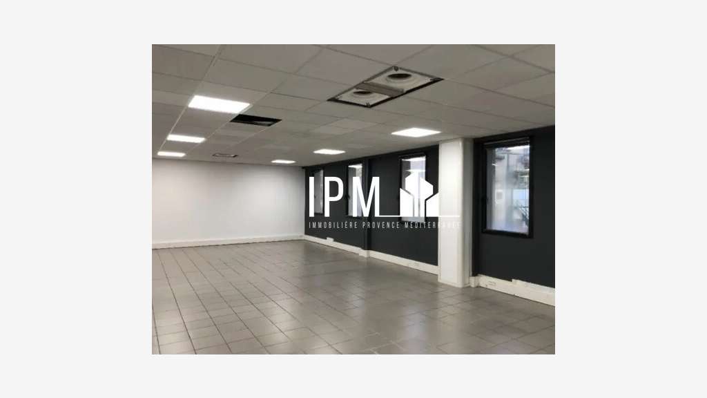 A louer bureaux 260m² R+1 à Aubagne ZI des Paluds