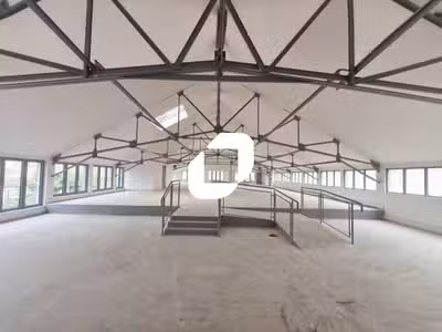 A louer Bureaux 449m² Les pavillons sous bois