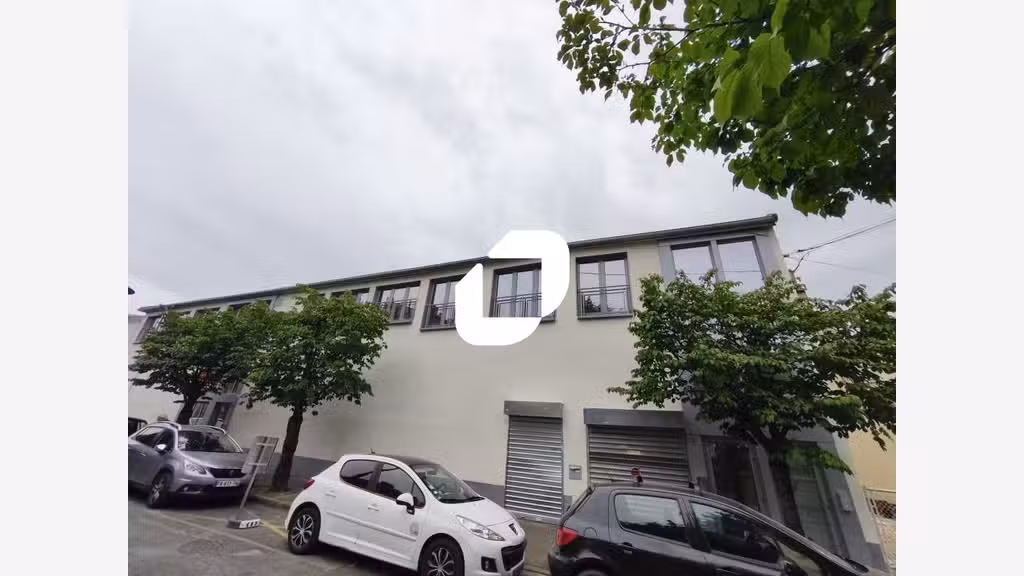A louer Bureaux 449m² Les pavillons sous bois